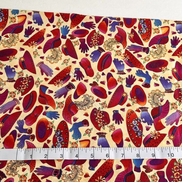 Red Hat Society Fabric Friends Forever Smith & Milligan Remnant 30.5" x 42" - Picture 2 of 3